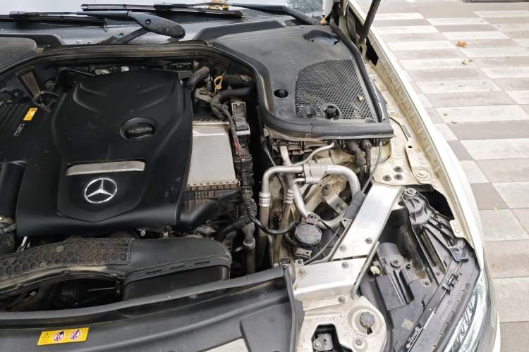 Used Mercedes-Benz E-Class 2017 E 300 L Sport Luxury Edition Engine Bay Left