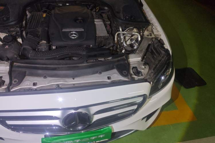 Used Mercedes-Benz E-Class 2017 E 300 L Sport Luxury Edition Engine Bay Left