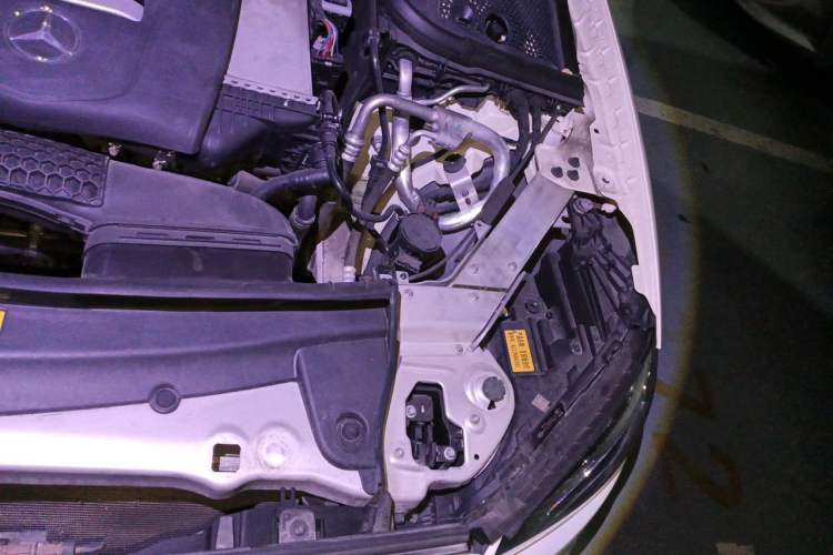 Used Mercedes-Benz E-Class 2017 E 300 L Sport Luxury Edition Engine Bay Left