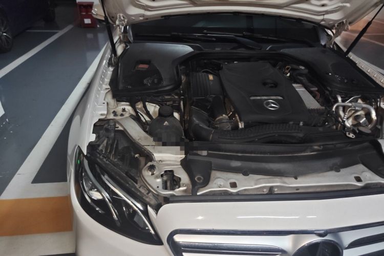 Used Mercedes-Benz E-Class 2017 E 300 L Sport Luxury Edition Engine Bay Right