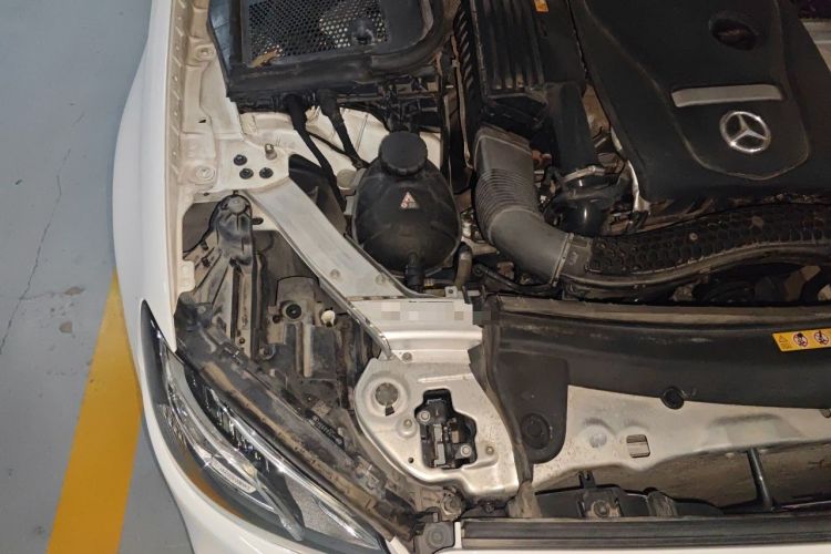 Used Mercedes-Benz E-Class 2017 E 300 L Sporty and Stylish Model Engine Bay Right