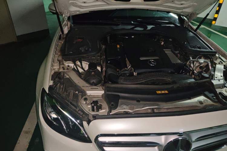 Used Mercedes-Benz E-Class 2017 E 300 L Sporty and Stylish Model Engine Bay Right
