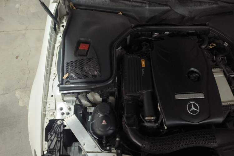Used Mercedes-Benz E-Class 2017 E 300 Coupe Engine Bay Right