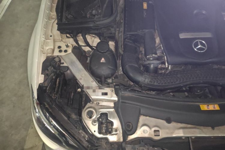 Used Mercedes-Benz E-Class 2017 E 300 Sport Edition Engine Bay Right