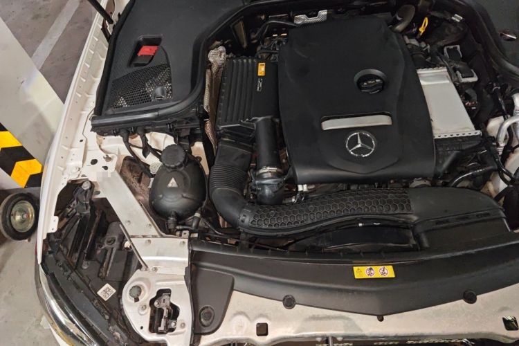 Used Mercedes-Benz E-Class 2017 E 200 4MATIC Coupe Engine Bay Right