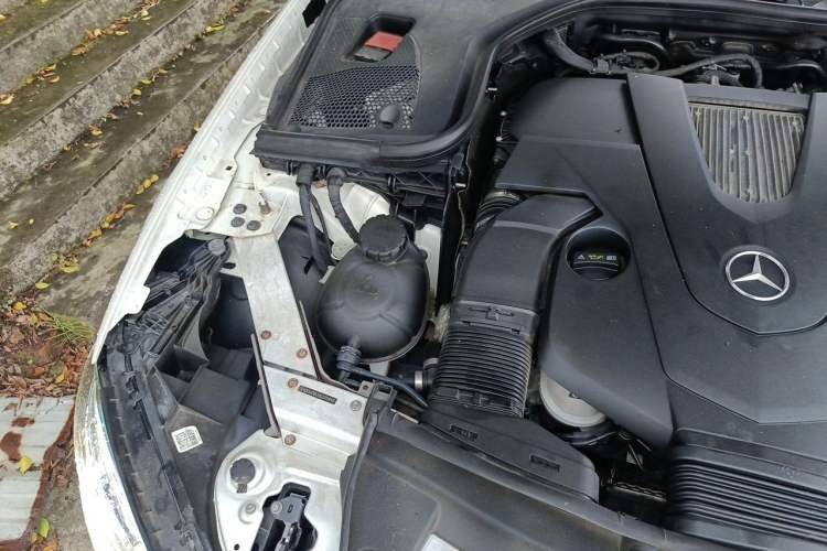 Used Mercedes-Benz E-Class 2017 E 320 L 4MATIC Engine Bay Right