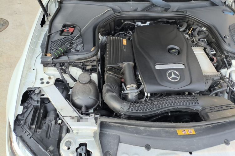 Used Mercedes-Benz E-Class 2017 Restyled E 300 Sport Edition Engine Bay Right