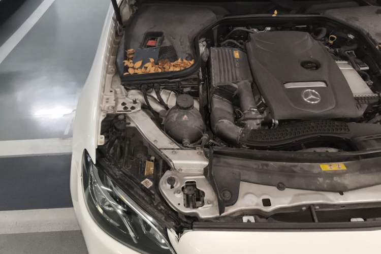 Used Mercedes-Benz E-Class 2017 E 200 Coupe Engine Bay Right