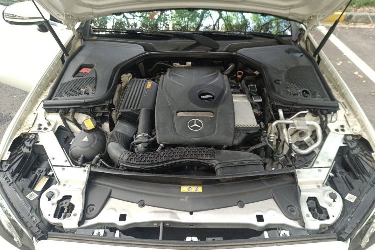 Used Mercedes-Benz E-Class 2017 E 200 Coupe Engine Bay
