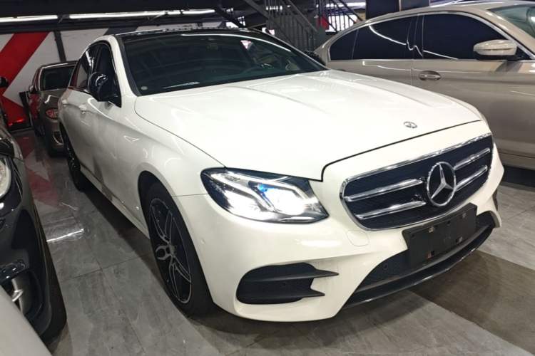 Used Mercedes-Benz E-Class 2017 E 200 Sport 4MATIC Exterior 1
