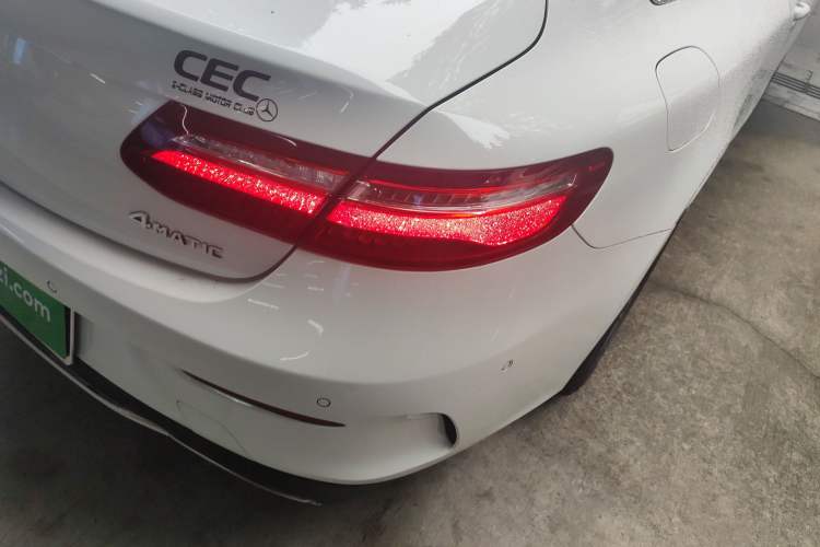 Used Mercedes-Benz E-Class 2017 E 200 4MATIC Coupe Exterior 1