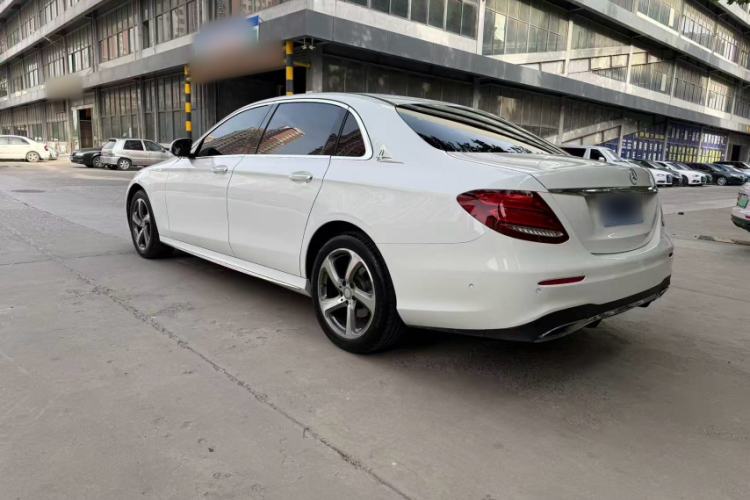 Used Mercedes-Benz E-Class 2017 E 200 L Sport 4MATIC Exterior 10