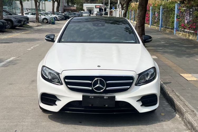 Used Mercedes-Benz E-Class 2017 E 200 Sport 4MATIC Exterior 11