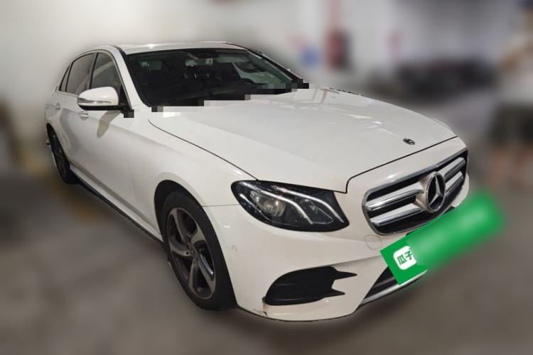 Used Mercedes-Benz E-Class 2017 E 300 L Sporty and Stylish Model Exterior 2