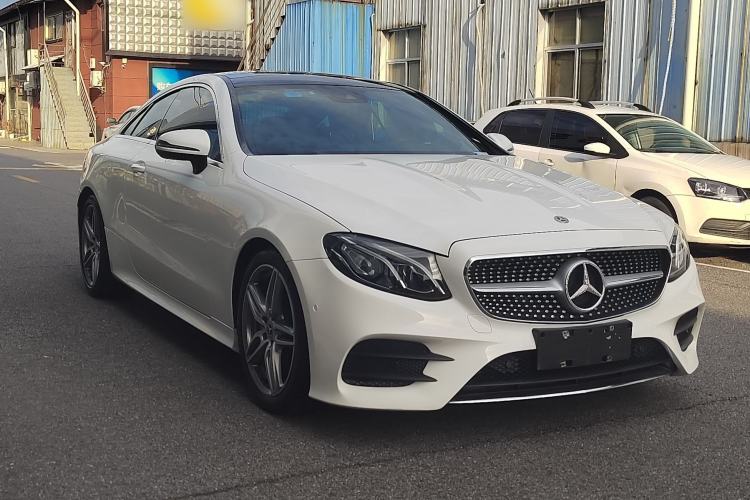 Used Mercedes-Benz E-Class 2017 E 200 Coupe Exterior 2