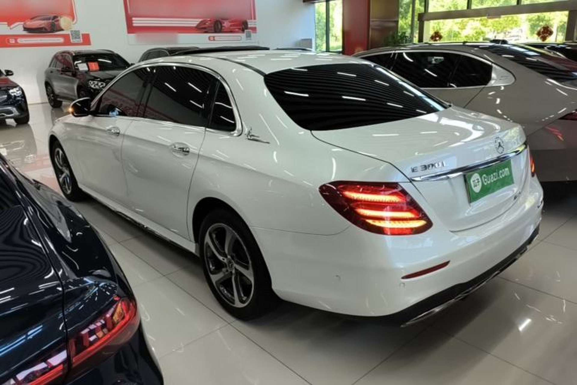 Used Mercedes-Benz E-Class 2017 E 300 L Sporty and Stylish Model Exterior 2
