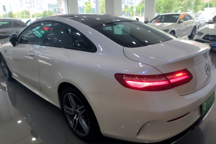 Used Mercedes-Benz E-Class 2017 E 200 4MATIC Coupe Exterior 2