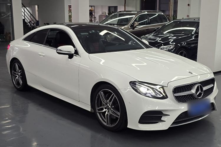 Used Mercedes-Benz E-Class 2017 E 200 Coupe Exterior 2