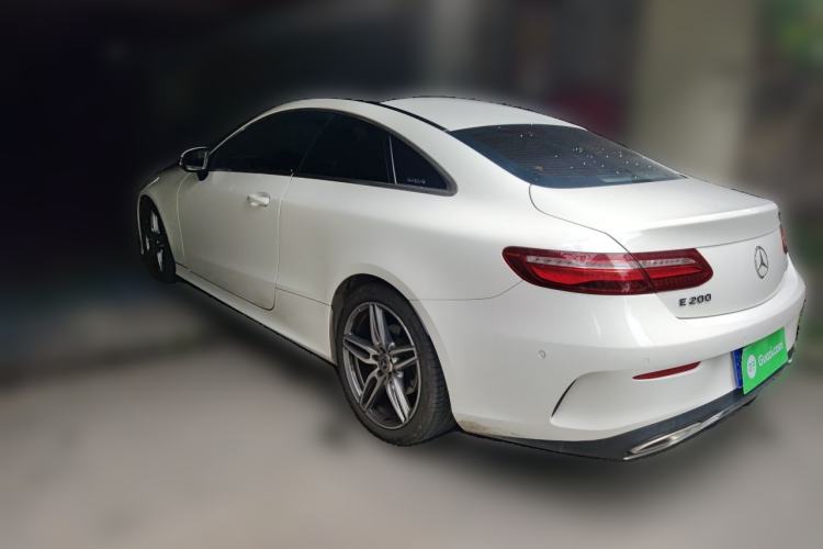 Used Mercedes-Benz E-Class 2017 E 200 Coupe Exterior 3