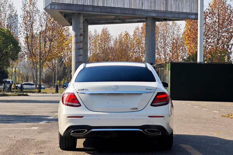 Used Mercedes-Benz E-Class 2017 E 320 L Sport 4MATIC Exterior 3