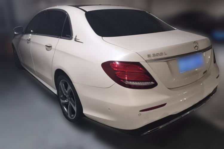 Used Mercedes-Benz E-Class 2017 E 300 L Sport Luxury Edition Exterior 3