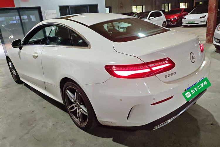 Used Mercedes-Benz E-Class 2017 E 200 Coupe Exterior 3