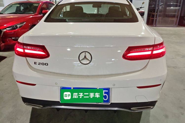 Used Mercedes-Benz E-Class 2017 E 200 Coupe Exterior 4