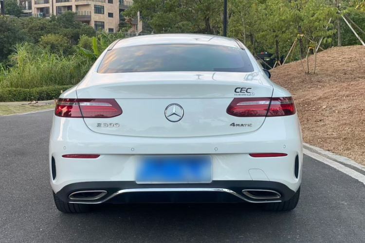 Used Mercedes-Benz E-Class 2017 E 200 4MATIC Coupe Exterior 5