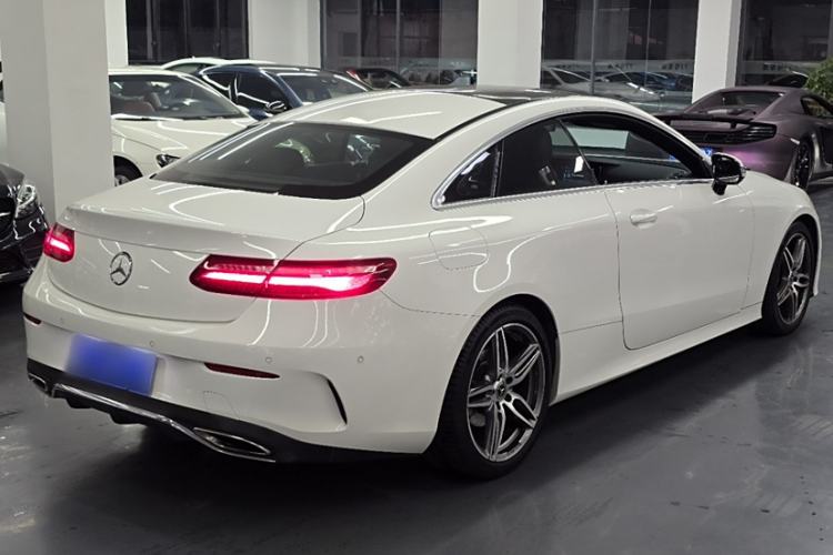 Used Mercedes-Benz E-Class 2017 E 200 Coupe Exterior 5