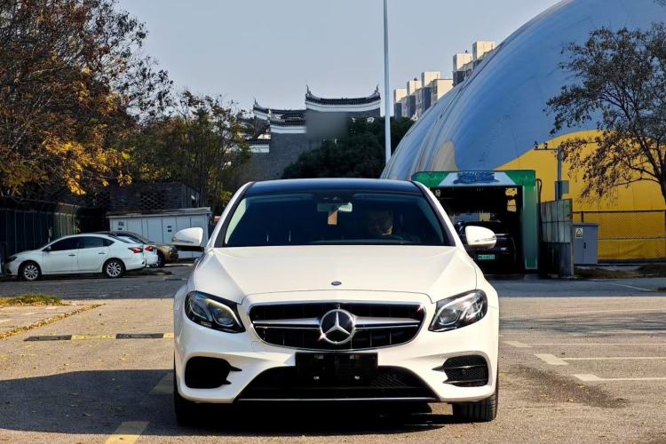 Used Mercedes-Benz E-Class 2017 E 320 L Sport 4MATIC Exterior 6