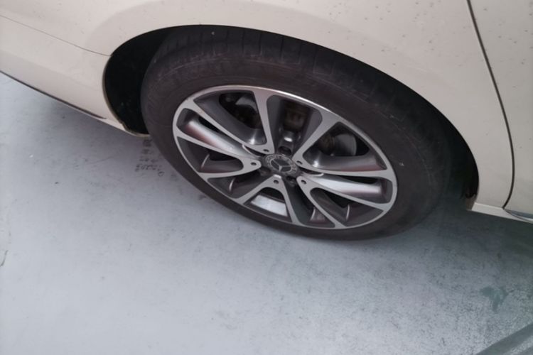 Used Mercedes-Benz E-Class 2017 E 300 L Luxury Model Exterior 7