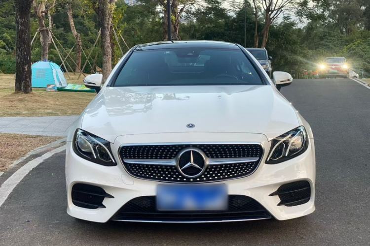 Used Mercedes-Benz E-Class 2017 E 200 4MATIC Coupe Exterior 7