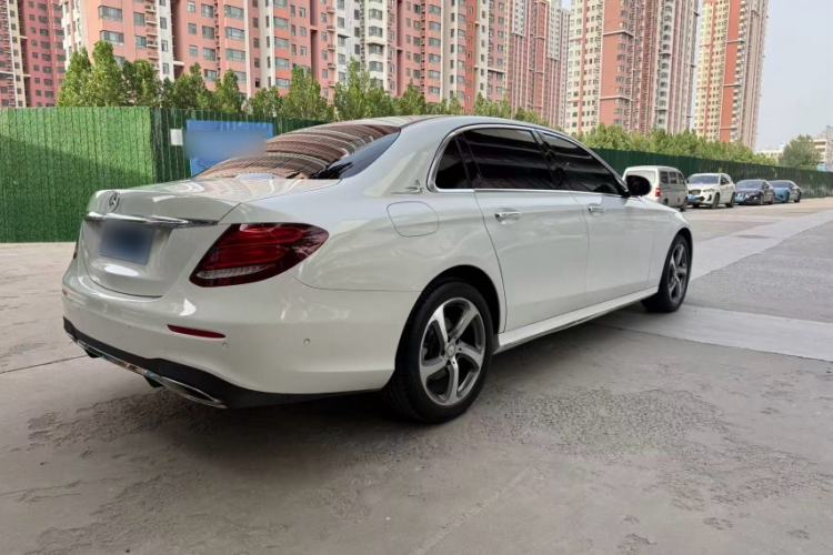 Used Mercedes-Benz E-Class 2017 E 200 L Sport 4MATIC Exterior 8
