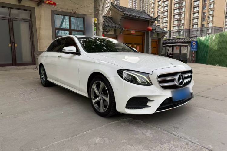 Used Mercedes-Benz E-Class 2017 E 200 L Sport 4MATIC Exterior 9
