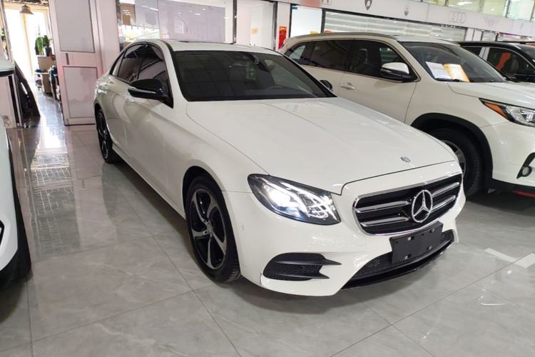 Used Mercedes-Benz E-Class 2017 E 200 Sport Front Right 45 Deg