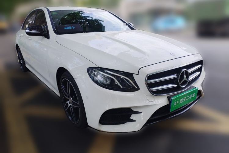 Used Mercedes-Benz E-Class 2017 E 200 Sport 4MATIC Front Right 45 Deg