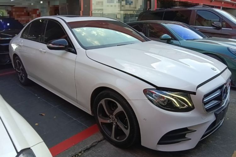 Used Mercedes-Benz E-Class 2017 E 200 Sport Front Right 45 Deg