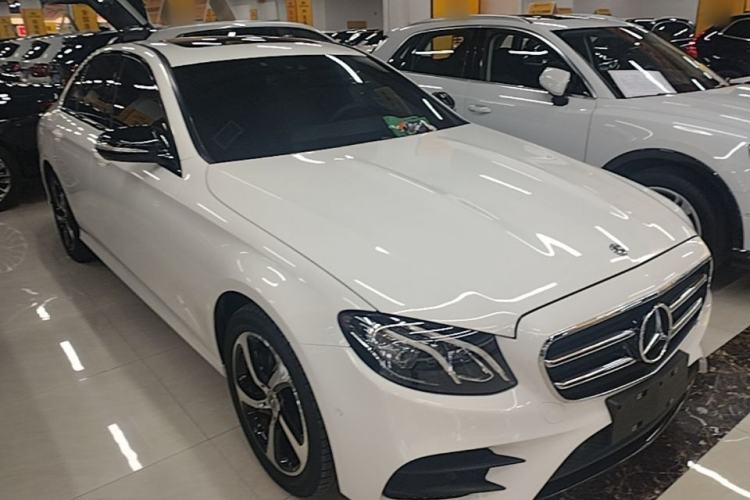 Used Mercedes-Benz E-Class 2017 Facelift E 200 Sport 4MATIC Front Right 45 Deg