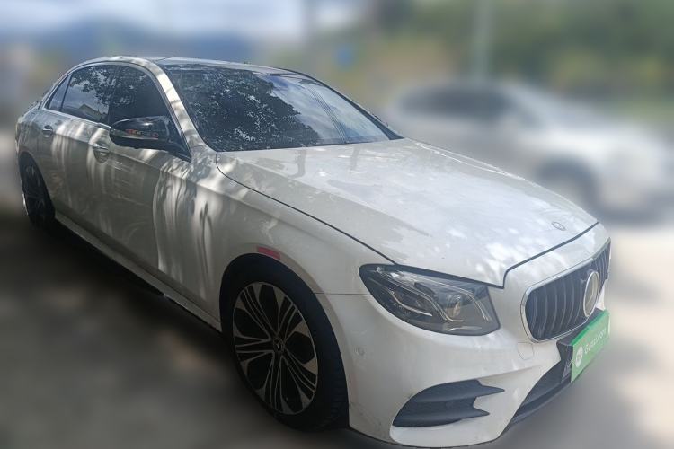 Used Mercedes-Benz E-Class 2017 E 320 L 4MATIC Front Right 45 Deg
