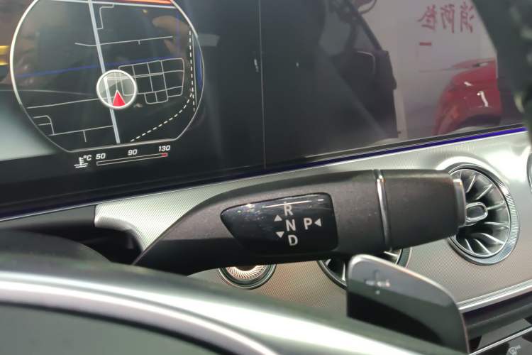 Used Mercedes-Benz E-Class 2017 E 200 Coupe Gear Lever