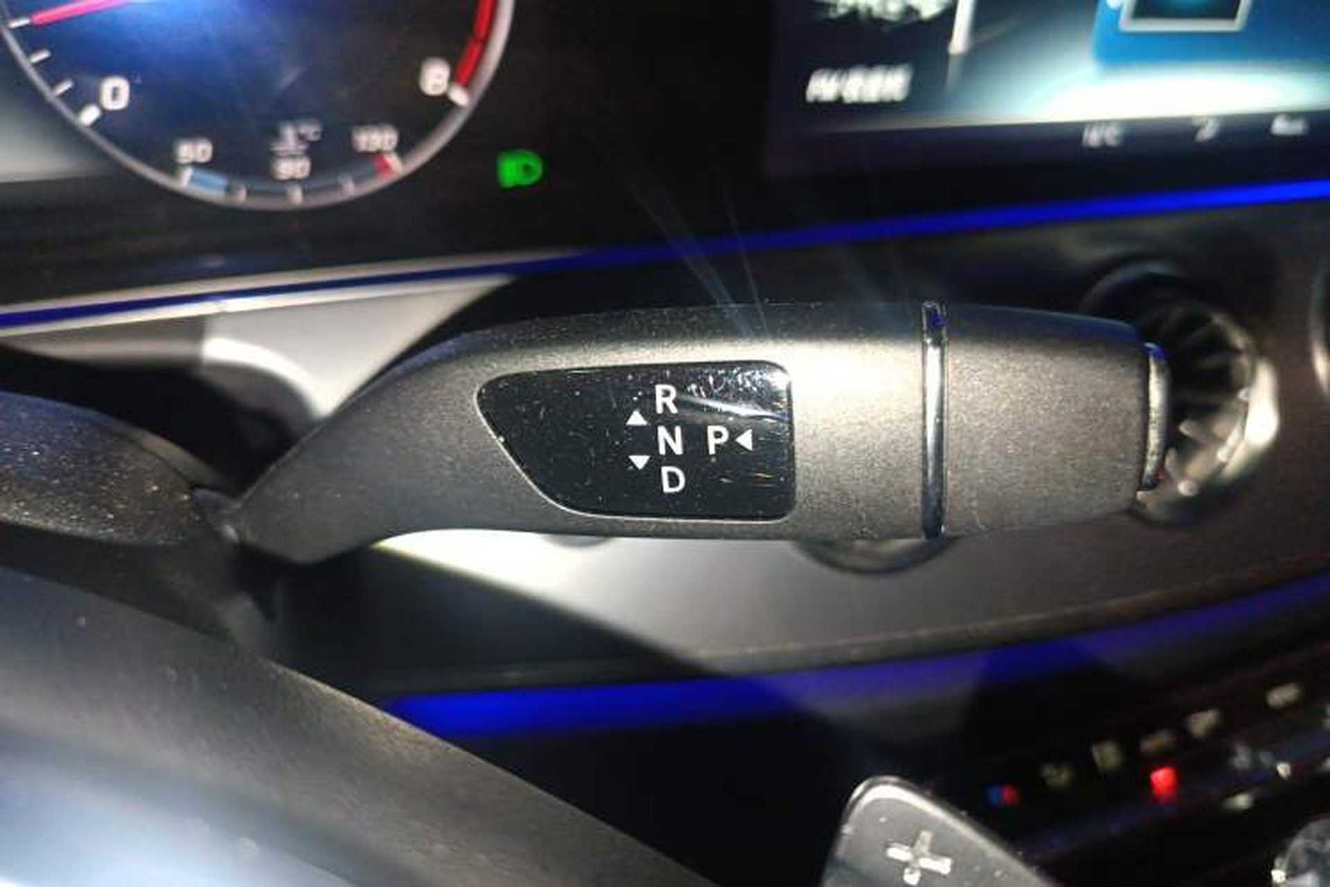 Used Mercedes-Benz E-Class 2017 E 200 4MATIC Coupe Gear Lever