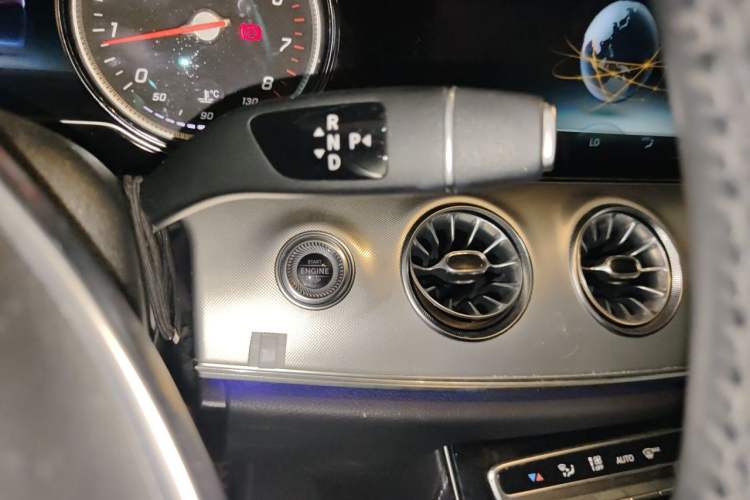 Used Mercedes-Benz E-Class 2017 E 200 Coupe Gear Lever