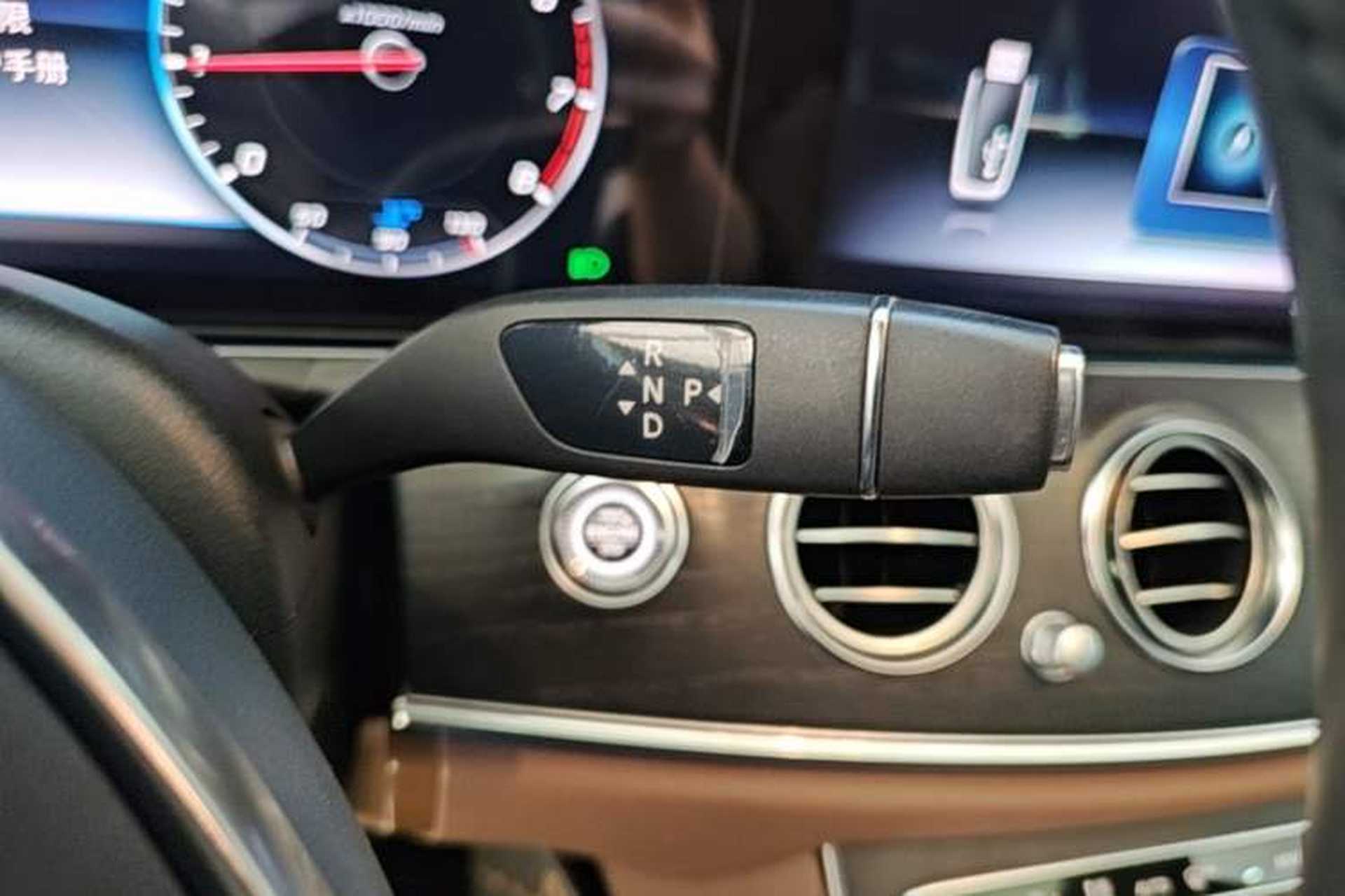 Used Mercedes-Benz E-Class 2017 E 300 L Sporty and Stylish Model Gear Lever