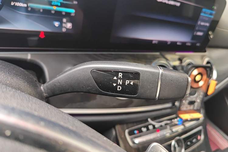 Used Mercedes-Benz E-Class 2017 E 200 L Sport 4MATIC Gear Lever