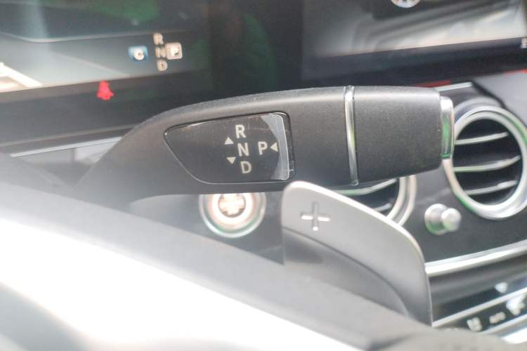 Used Mercedes-Benz E-Class 2017 E 320 L Sport 4MATIC Gear Lever