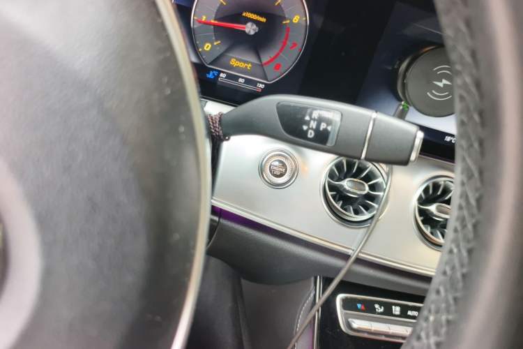 Used Mercedes-Benz E-Class 2017 E 200 Coupe Gear Lever