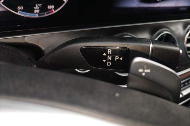 Used Mercedes-Benz E-Class 2017 E 320 L Sport 4MATIC Gear Lever