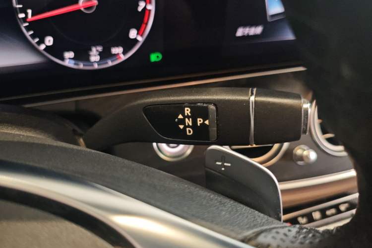 Used Mercedes-Benz E-Class 2017 E 200 L Sport 4MATIC Gear Lever