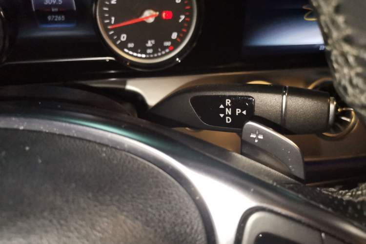 Used Mercedes-Benz E-Class 2017 E 200 Coupe Gear Lever