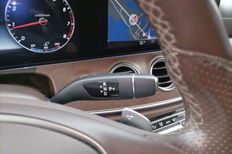 Used Mercedes-Benz E-Class 2017 E 300 L Luxury Model Gear Lever